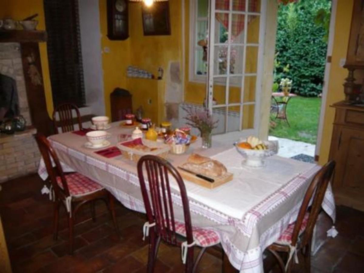 Les Tournesols Bed & Breakfast *